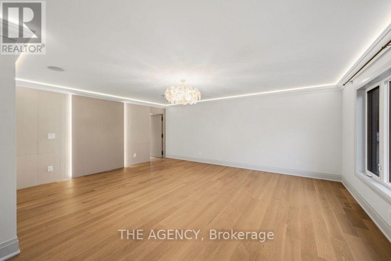 72 LORD SEATON ROAD, Toronto (St. Andrew-Windfields), Ontario, M2P1K5