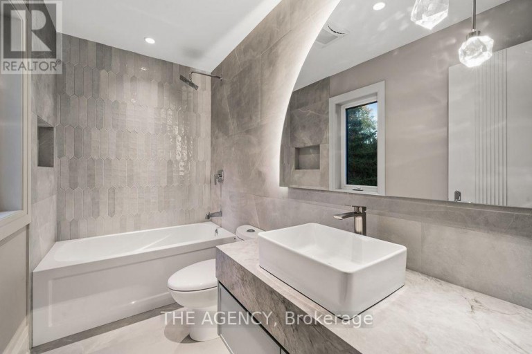 72 LORD SEATON ROAD, Toronto (St. Andrew-Windfields), Ontario, M2P1K5