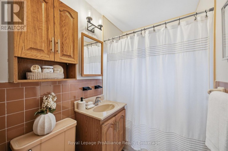572 ELIZABETH STREET, Cobourg, Ontario, K9A2A2