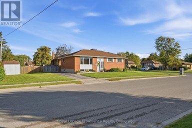 572 ELIZABETH STREET Cobourg Ontario photo 3