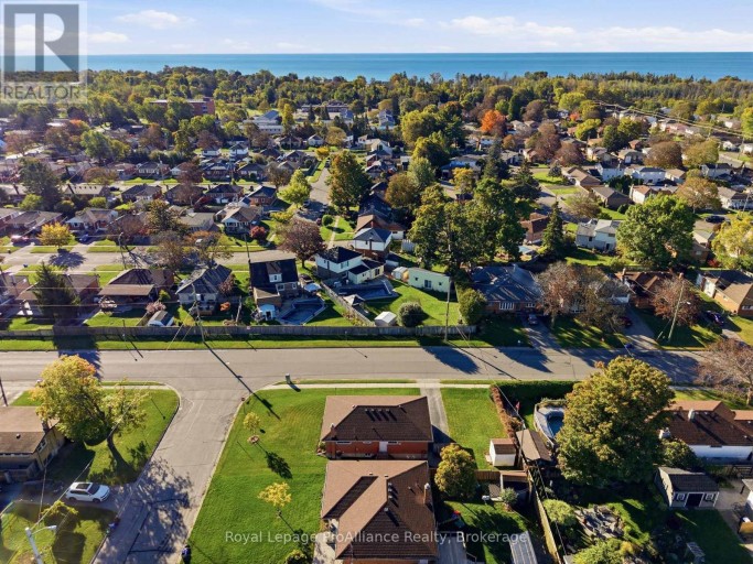 572 ELIZABETH STREET, Cobourg, Ontario, K9A2A2