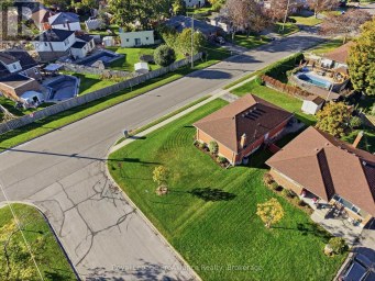 572 ELIZABETH STREET Cobourg Ontario photo 36