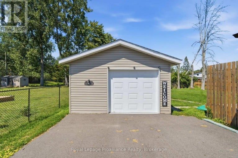 499 MEYERS CREEK ROAD, Quinte West (Trenton Ward), Ontario, K8V0P4