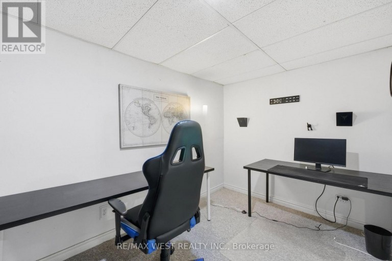 441 PADDINGTON CRESCENT, Oshawa (Centennial), Ontario, L1G7P3