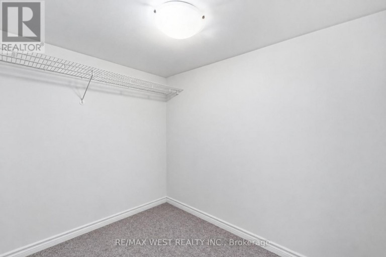 441 PADDINGTON CRESCENT, Oshawa (Centennial), Ontario, L1G7P3