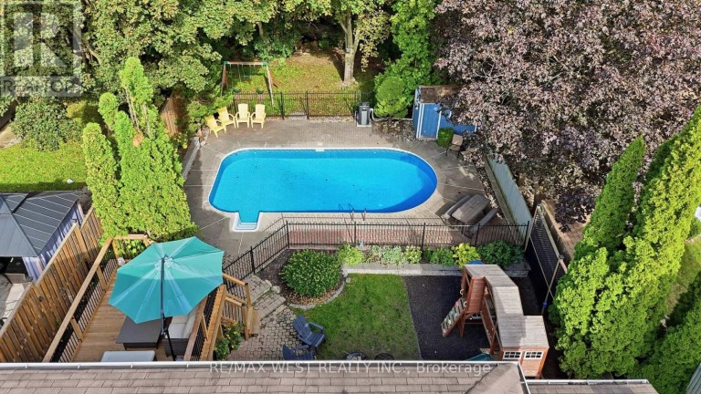 441 PADDINGTON CRESCENT, Oshawa (Centennial), Ontario, L1G7P3