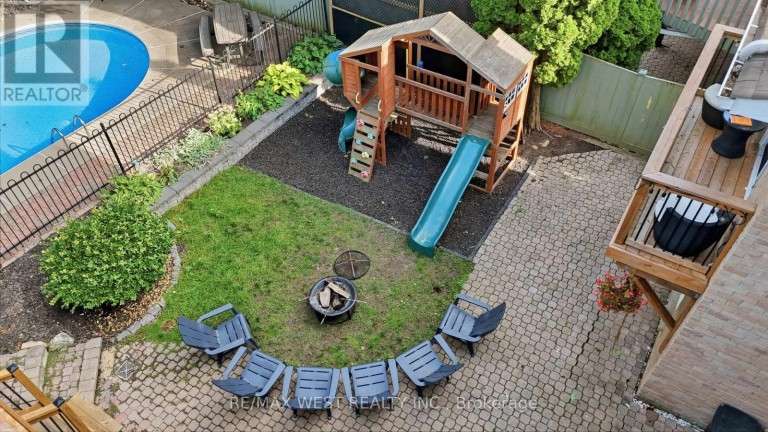 441 PADDINGTON CRESCENT, Oshawa (Centennial), Ontario, L1G7P3