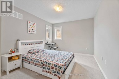 92 BETHUNE AVENUE Hamilton Ontario photo 35