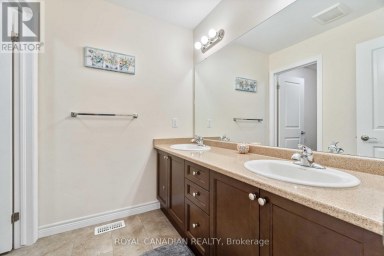 92 BETHUNE AVENUE Hamilton Ontario photo 42