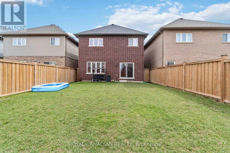 92 BETHUNE AVENUE, Hamilton, Ontario, L0R1P0
