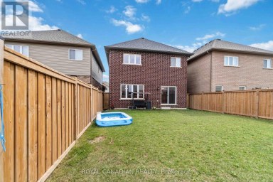 92 BETHUNE AVENUE Hamilton Ontario photo 49