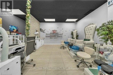 8 - 370 EASTBRIDGE BOULEVARD Waterloo Ontario photo 10