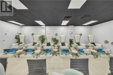 8 - 370 EASTBRIDGE BOULEVARD Waterloo Ontario photo 11