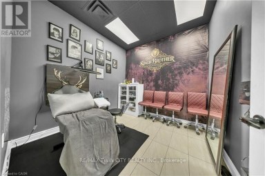 8 - 370 EASTBRIDGE BOULEVARD Waterloo Ontario photo 18