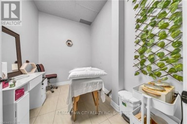 8 - 370 EASTBRIDGE BOULEVARD Waterloo Ontario photo 23
