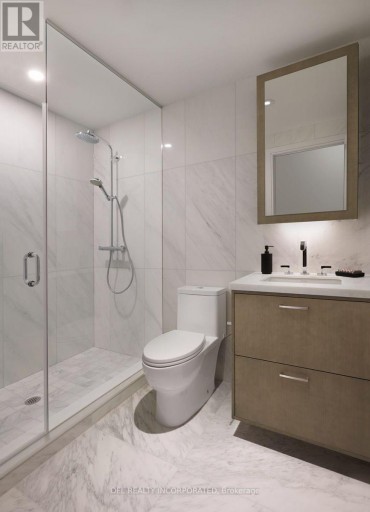 822 - 155 MERCHANTS' WHARF, Toronto (Waterfront Communities), Ontario, M5A0Y4