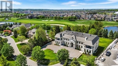 16 SIRONA'S LANE Aurora (Bayview Southeast) Ontario photo 1