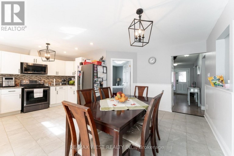 19 MOORE PLACE, Barrie (Letitia Heights), Ontario, L4N6N6