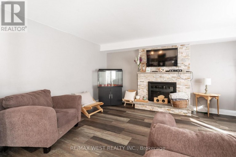 19 MOORE PLACE, Barrie (Letitia Heights), Ontario, L4N6N6