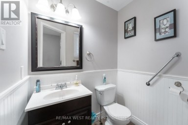 19 MOORE PLACE Barrie (Letitia Heights) Ontario photo 13