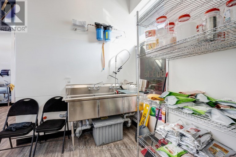 1 - 95 COTTRELLE BOULEVARD, Brampton (Gore Industrial North), Ontario, L6S0G1