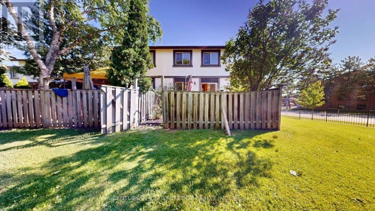 64 - 2651 AQUITAINE AVENUE, Mississauga (Meadowvale), Ontario, L5N1V5