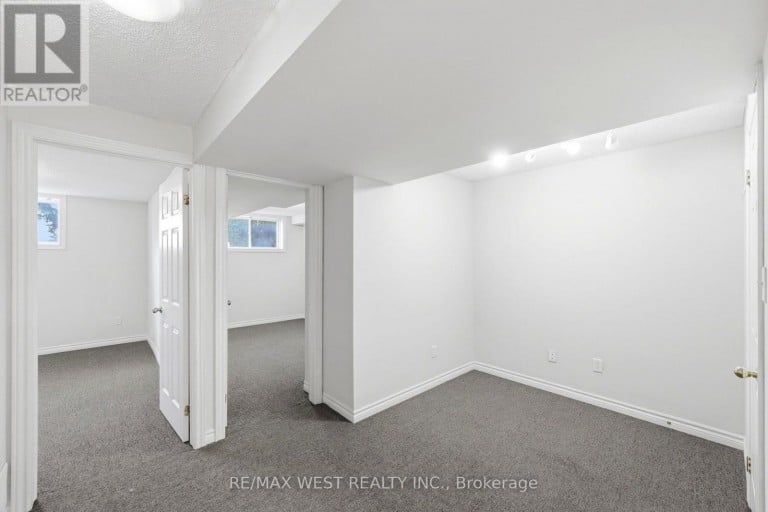 11 - 600 SARNIA ROAD, London North (North I), Ontario, N6G5M4