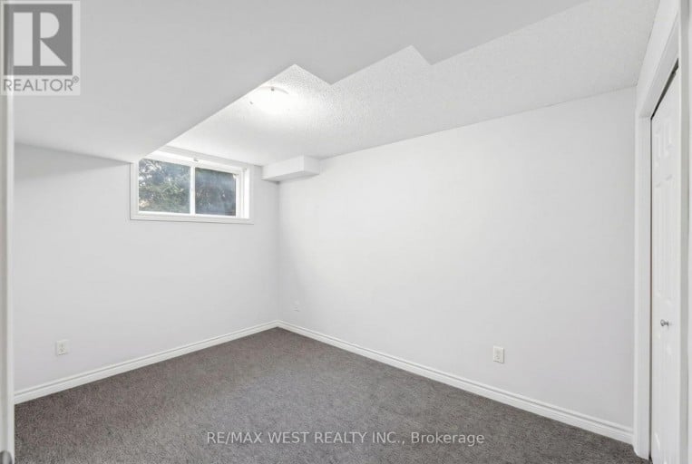 11 - 600 SARNIA ROAD, London North (North I), Ontario, N6G5M4