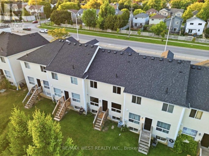 11 - 600 SARNIA ROAD, London North (North I), Ontario, N6G5M4