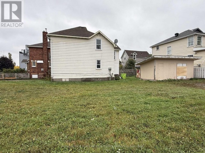 169 HURON STREET, Sault Ste Marie, Ontario, P6A1R2