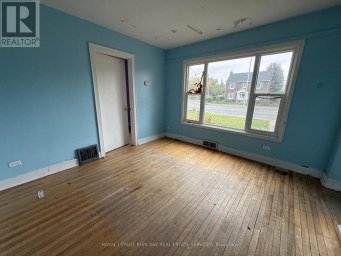 169 HURON STREET Sault Ste Marie Ontario photo 7
