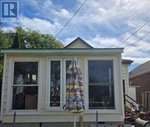 1648 LAING STREET Windsor Ontario photo 16