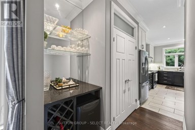 881 FOXCREEK ROAD London North (North S) Ontario photo 8