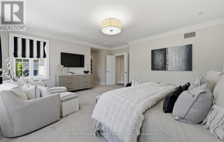 7 WOODINGTON COURT, Whitby (Brooklin), Ontario, L1M0C6