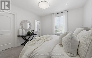 7 Woodington Court, Whitby (brooklin) Ontario