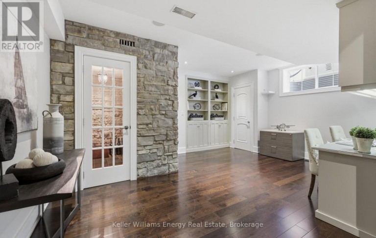7 WOODINGTON COURT, Whitby (Brooklin), Ontario, L1M0C6