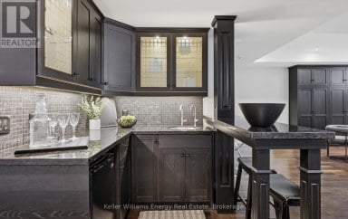 7 Woodington Court, Whitby (brooklin) Ontario