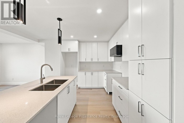 6 AMBROSIA WAY, Brighton, Ontario, K0K1H0
