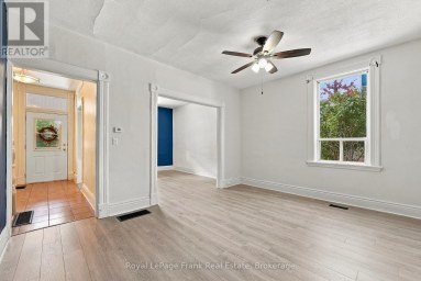 492 HOPKINS AVENUE Peterborough Ontario photo 11