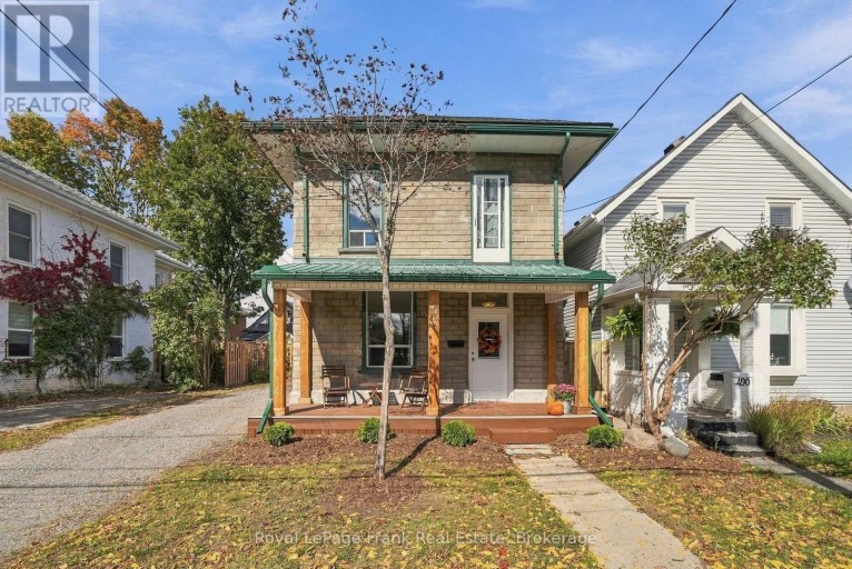 492 HOPKINS AVENUE, Peterborough, Ontario, K9H2R8
