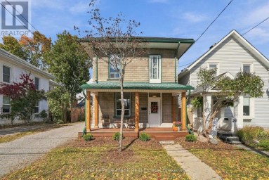 492 HOPKINS AVENUE Peterborough Ontario photo 2