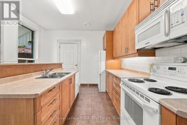 492 HOPKINS AVENUE Peterborough Ontario photo 21