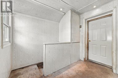 492 HOPKINS AVENUE Peterborough Ontario photo 40
