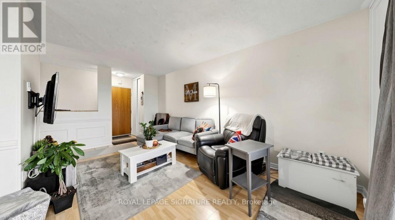 402 - 454 CENTRE STREET S, Oshawa (Central), Ontario, L1H4C2