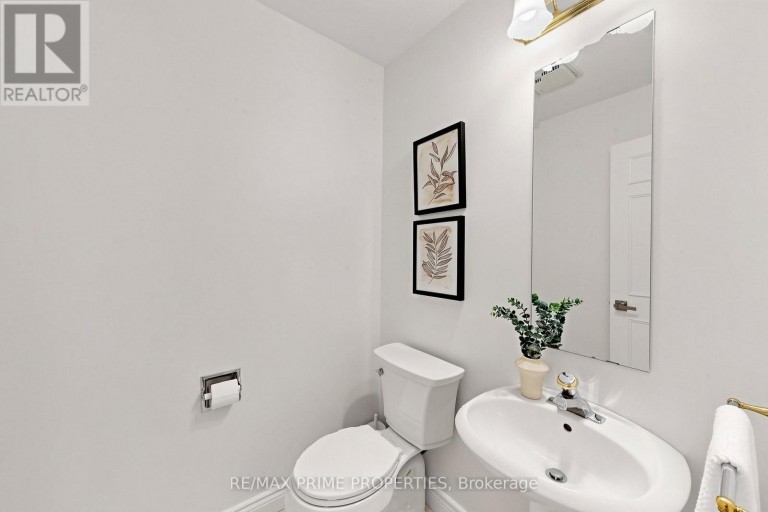 105 TILMAN CIRCLE, Markham (Markham Village), Ontario, L3P5V4