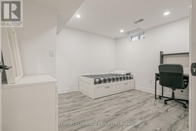 29 EMINENCE ROAD Vaughan (Patterson) Ontario photo 32