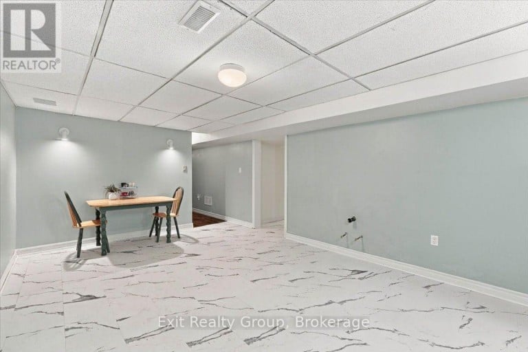 27 DUNGANNON DRIVE, Belleville (Belleville Ward), Ontario, K8P5E7