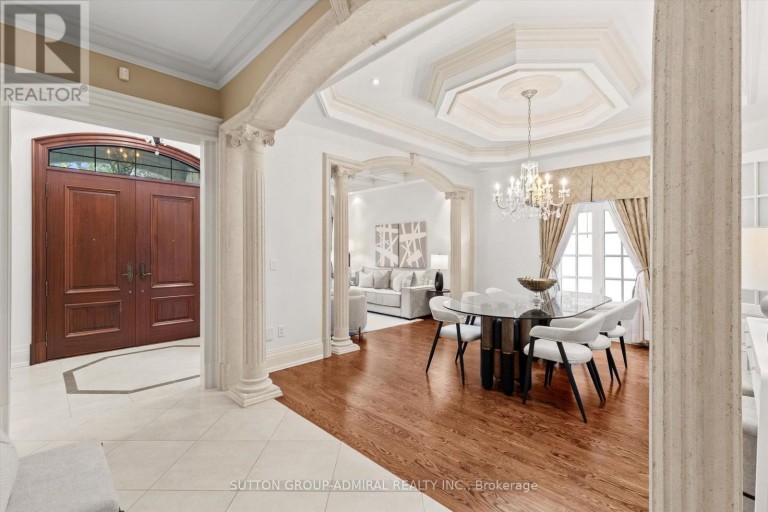 155 COOKS MILL CRESCENT, Vaughan (Patterson), Ontario, L6A0L1