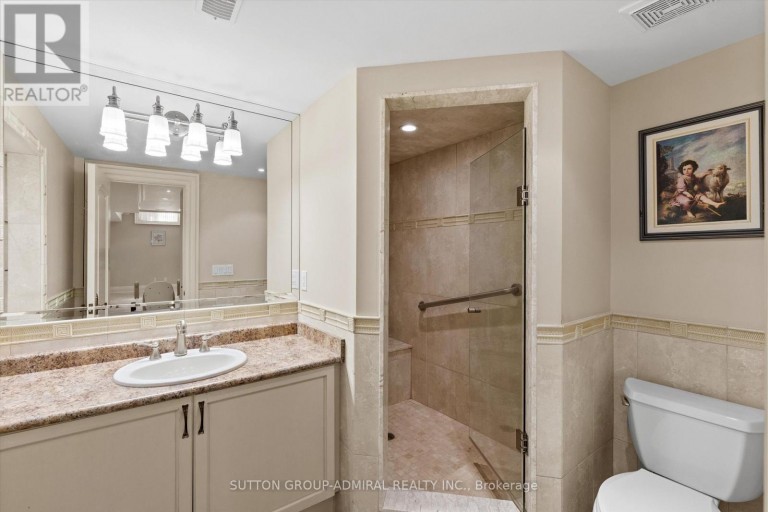 155 COOKS MILL CRESCENT, Vaughan (Patterson), Ontario, L6A0L1