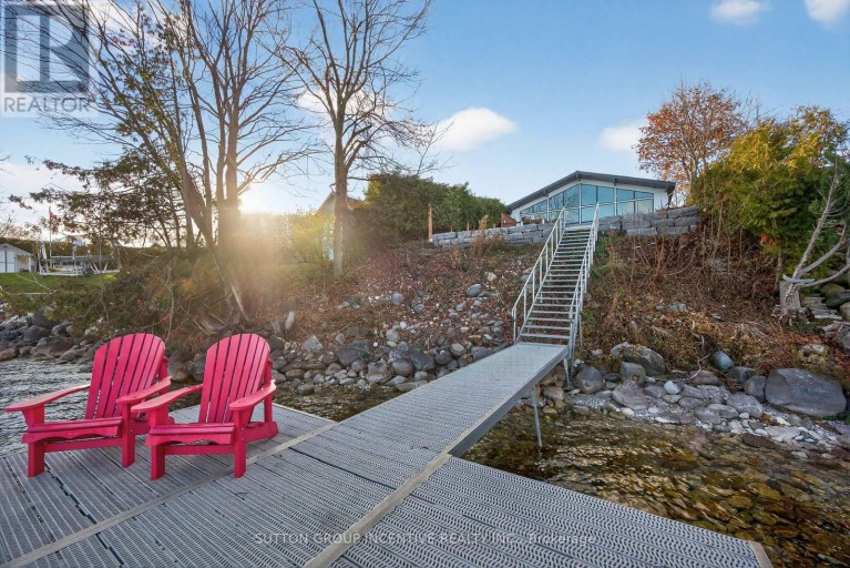 211 MOON POINT DRIVE, Oro-Medonte, Ontario, L3V6H1